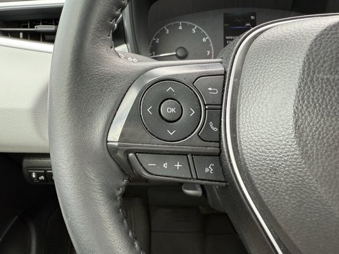 Used 2025 Toyota Corolla SE image 25