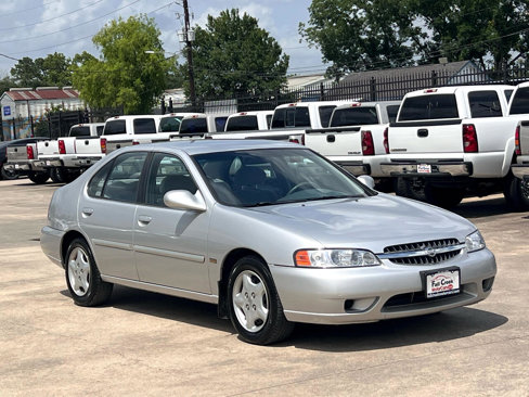 Used 2001 Nissan Altima GXE image 9