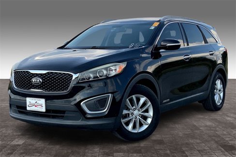 Used 2016 Kia Sorento LX image 2