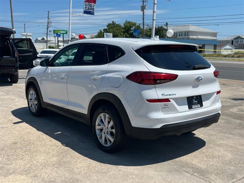Used 2020 Hyundai Tucson SE image 2