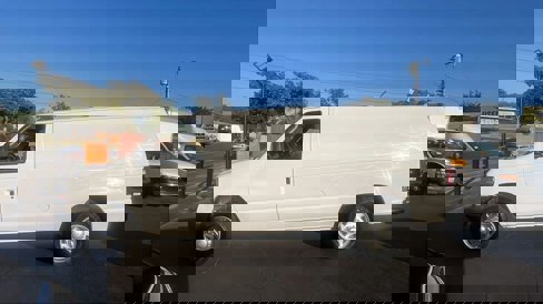 Used 2013 Ford E-150 and Econoline 150 image 3