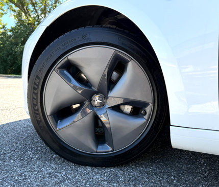 Used 2019 Tesla Model 3 Long Range image 22