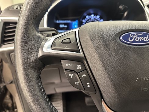 Used 2019 Ford Edge Titanium w/ Equipment Group 301A image 34