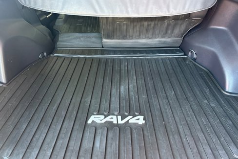 Certified 2022 Toyota RAV4 LE image 21
