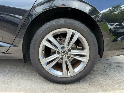 Used 2022 Volkswagen Jetta SE image 8