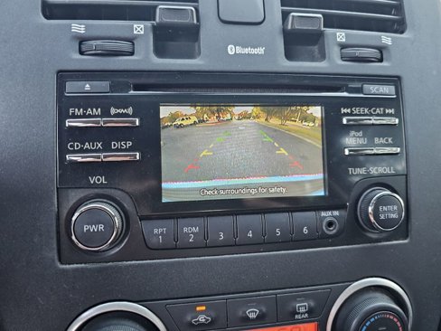 Used 2013 Nissan Leaf S image 16
