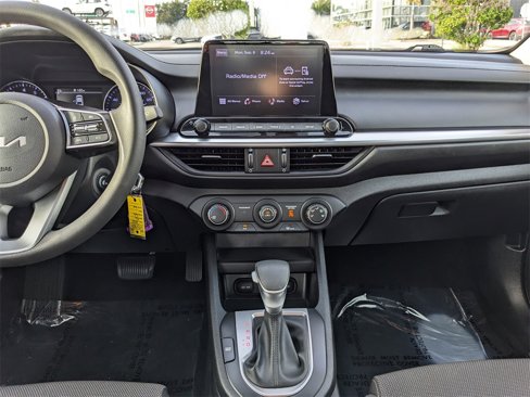 Used 2023 Kia Forte LXS image 15