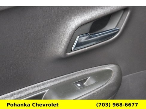 Used 2020 Chevrolet Trax LT w/ Driver Confidence Package image 21