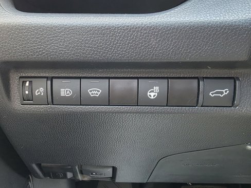 Used 2023 Toyota RAV4 XLE image 22