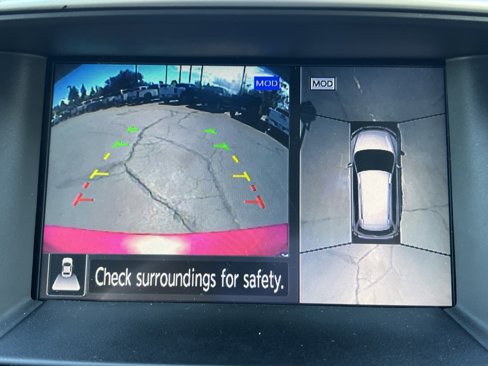 Used 2018 Nissan Pathfinder SL image 14