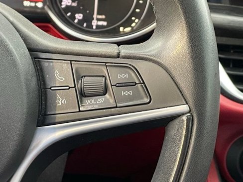 Used 2019 Alfa Romeo Stelvio image 20