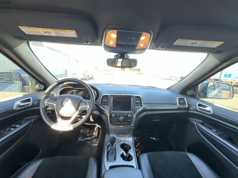 Used 2018 Jeep Grand Cherokee Altitude image 20
