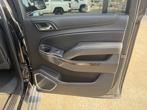 Used 2015 Chevrolet Suburban LS w/ Max Trailering Package image 17