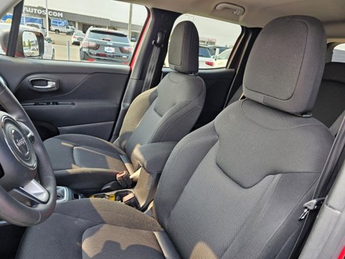 Used 2020 Jeep Renegade Sport w/ Sport Appearance Group image 28