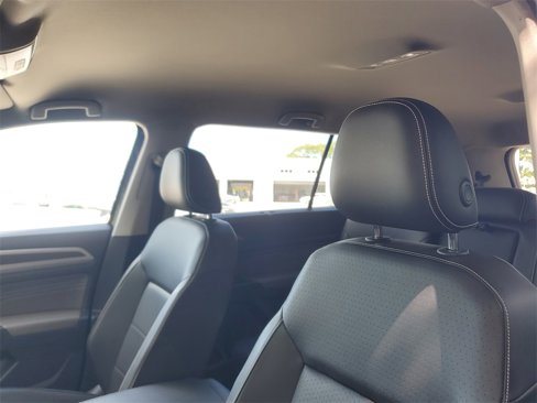 Certified 2022 Volkswagen Atlas SE image 21