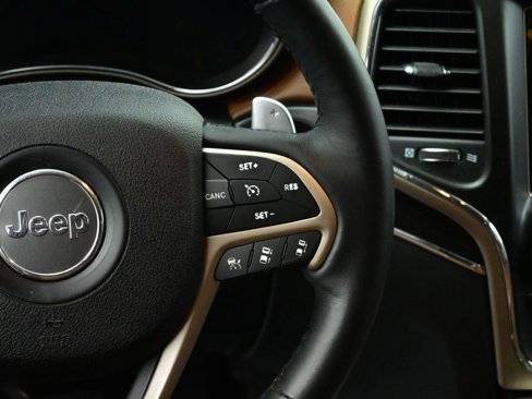 Used 2016 Jeep Grand Cherokee Summit w/ Platinum Series Group image 5