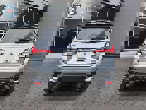 Used 2023 Mitsubishi Outlander Sport LE image 4