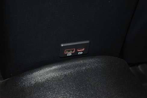 Used 2020 Nissan Rogue SV w/ Premium Package image 23