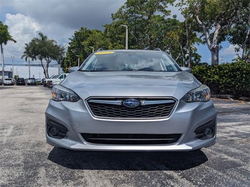 Used 2019 Subaru Impreza 2.0i Premium image 3