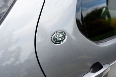 Used 2021 Land Rover Discovery S R-Dynamic image 57