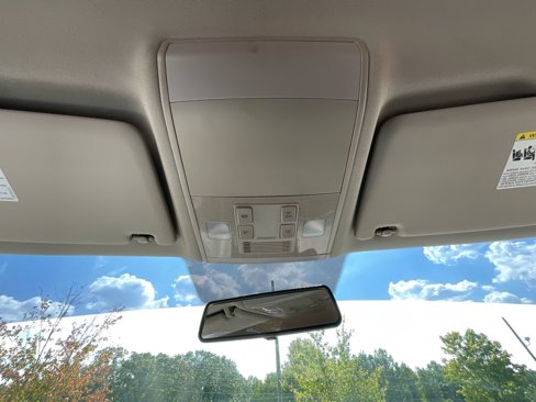 Used 2018 Volkswagen Atlas S image 25