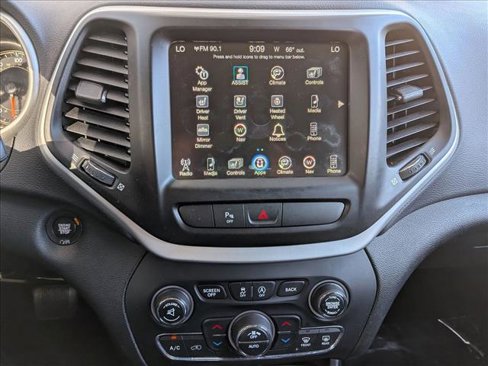 Used 2018 Jeep Cherokee Trailhawk w/ Quick Order Package 27L image 15