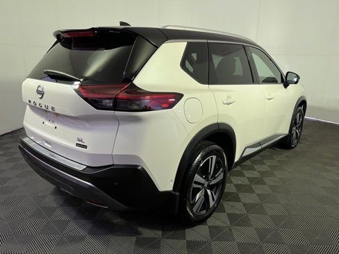 Used 2022 Nissan Rogue SL w/ SL Premium Package image 8