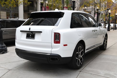 Used 2024 Rolls-Royce Cullinan Black Badge image 6