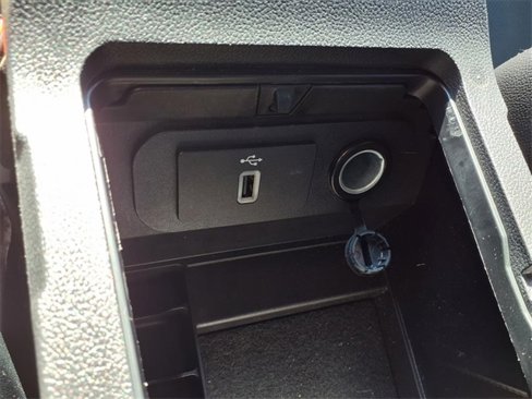 Used 2023 Ford Mustang Premium image 8
