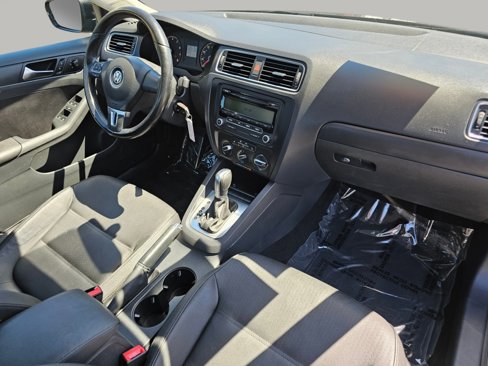 Used 2011 Volkswagen Jetta SE image 23