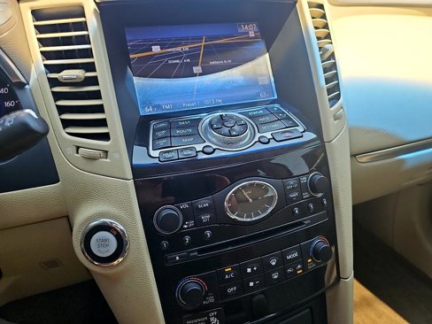Used 2013 INFINITI FX37 AWD image 18