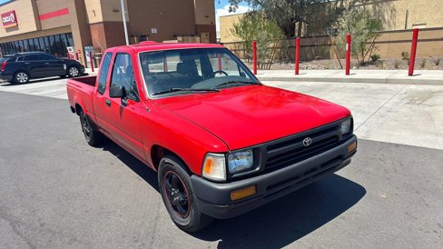 Used 1994 Toyota Pickup DX image 7