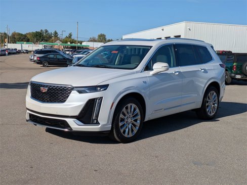 Used 2022 Cadillac XT6 Premium Luxury image 1