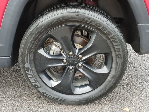 Used 2018 Jeep Compass Latitude w/ Popular Equipment Group image 34