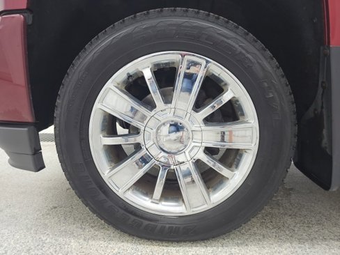 Used 2016 Chevrolet Silverado 1500 High Country w/ High Country Premium Package image 9
