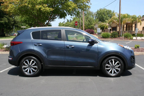 Used 2017 Kia Sportage EX image 4