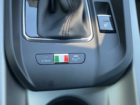 Used 2024 Alfa Romeo Tonale Veloce image 32