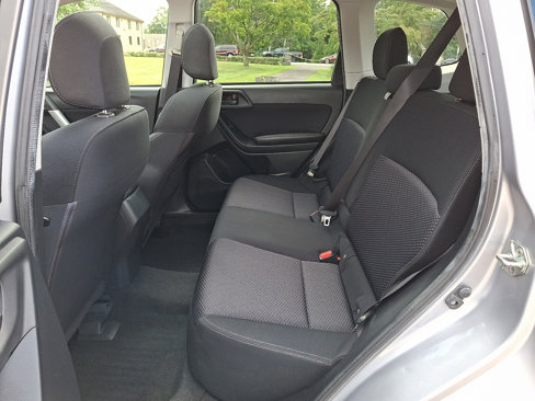 Used 2016 Subaru Forester 2.5i Premium image 11