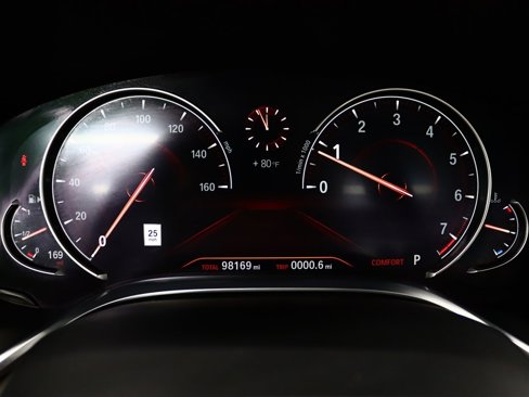 Used 2016 BMW 750i xDrive image 13