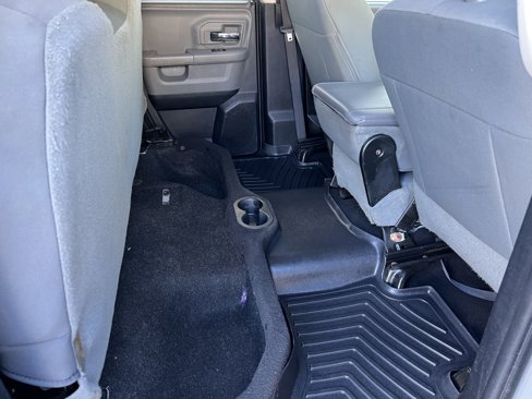 Used 2016 RAM 1500 Classic SLT image 18