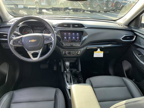Used 2023 Chevrolet TrailBlazer LT w/ Premium Seating Package image 10