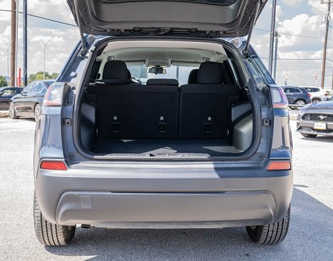 Used 2019 Jeep Cherokee Latitude w/ Popular Appearance Group image 13