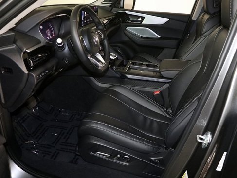 Used 2025 Acura MDX w/ Technology Package image 12