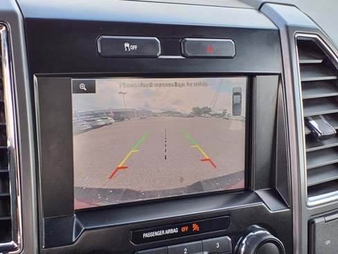 Used 2015 Ford F150 XLT w/ Equipment Group 302A Luxury image 8