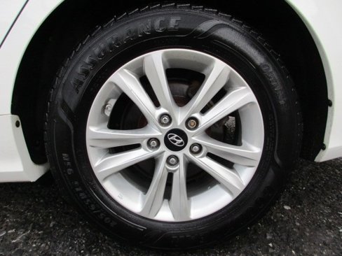 Used 2012 Hyundai Sonata GLS w/ Popular Equipment Pkg image 13