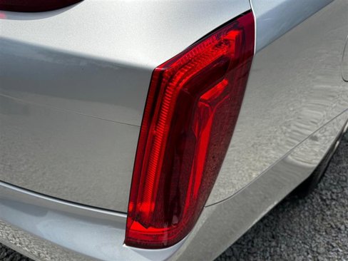 Used 2013 Cadillac XTS Luxury image 15