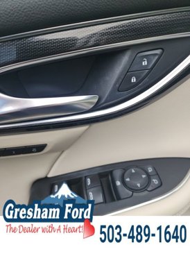 Used 2021 Buick Envision Essence image 22
