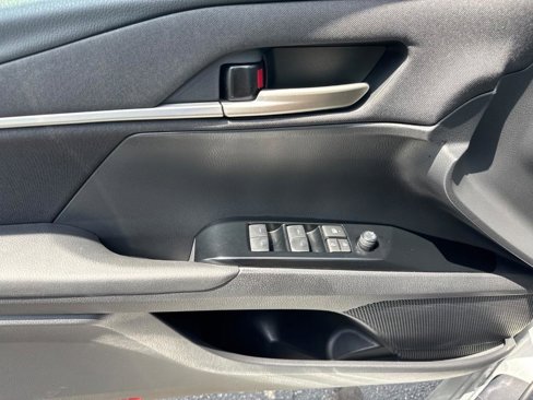 Certified 2025 Toyota Camry LE image 13