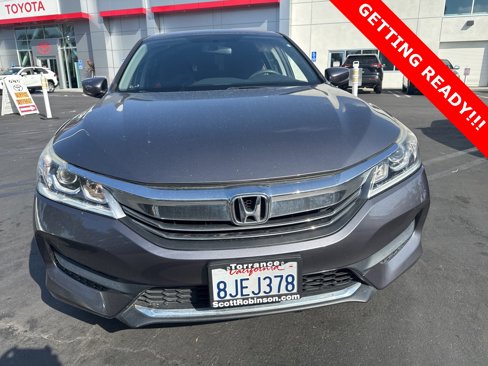 Used 2017 Honda Accord LX image 8