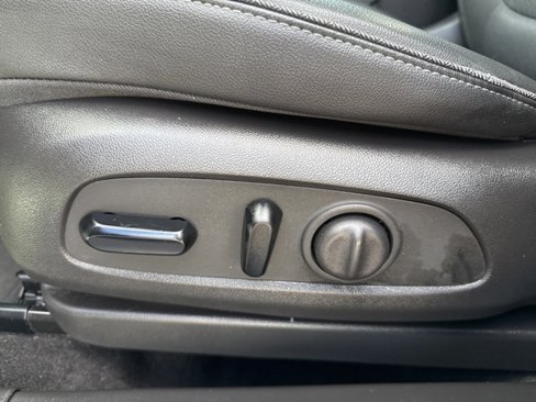 Certified 2022 Buick Encore GX Select w/ Sport Touring Package image 23